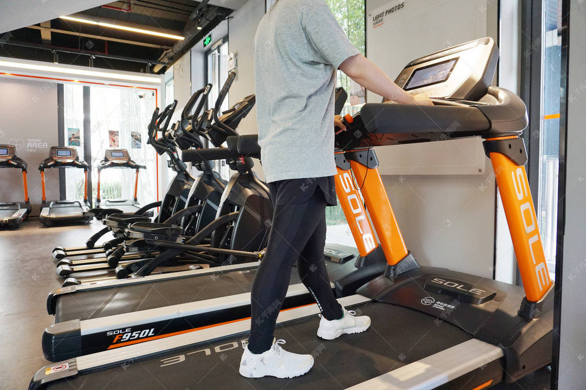 如何挑選一款合適的跑步機 家用跑步機多少錢合適？